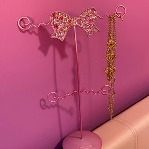 pink diamond necklace holder/ organizer